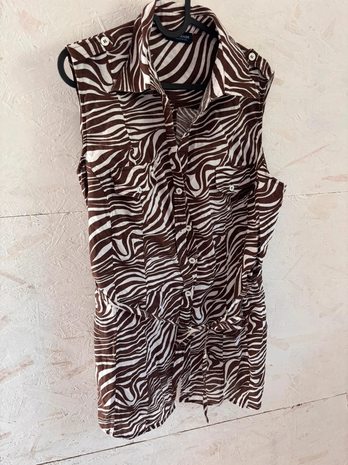 Zebra print sleeveless blouse "Your Sixth Sense" Size 44 (estimated) Very good condition – photo 2